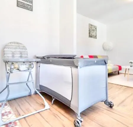 Grand Logement 38M2, Aeroport Paris Cdg, Disneyland Paris, Parc Asterix, Chambre, Salon Le Pin  Exterior photo