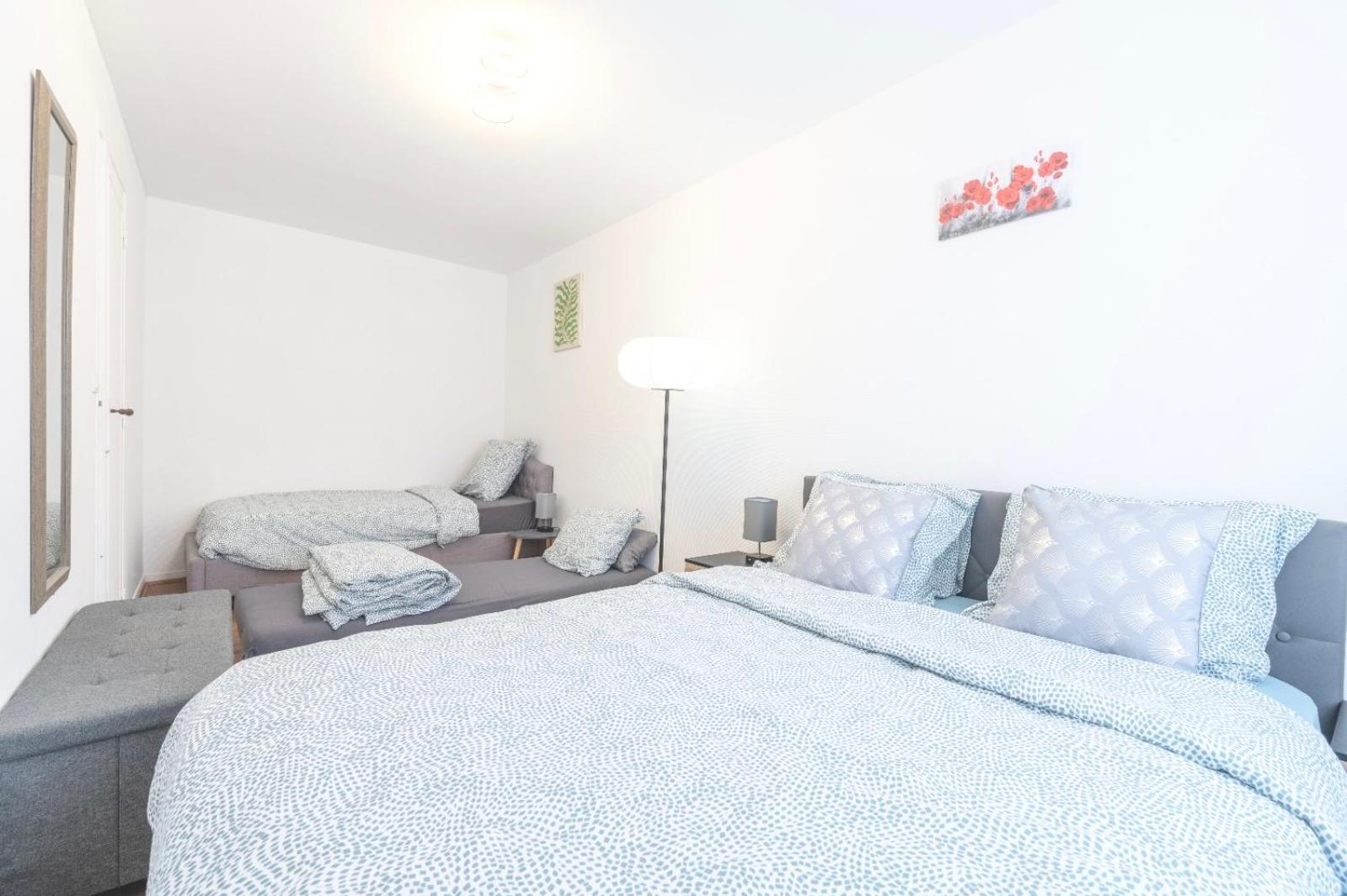 Grand 38m2, Aeroport Paris Cdg, Disneyland Paris, Parc Asterix, Chambre, Salon Apartment