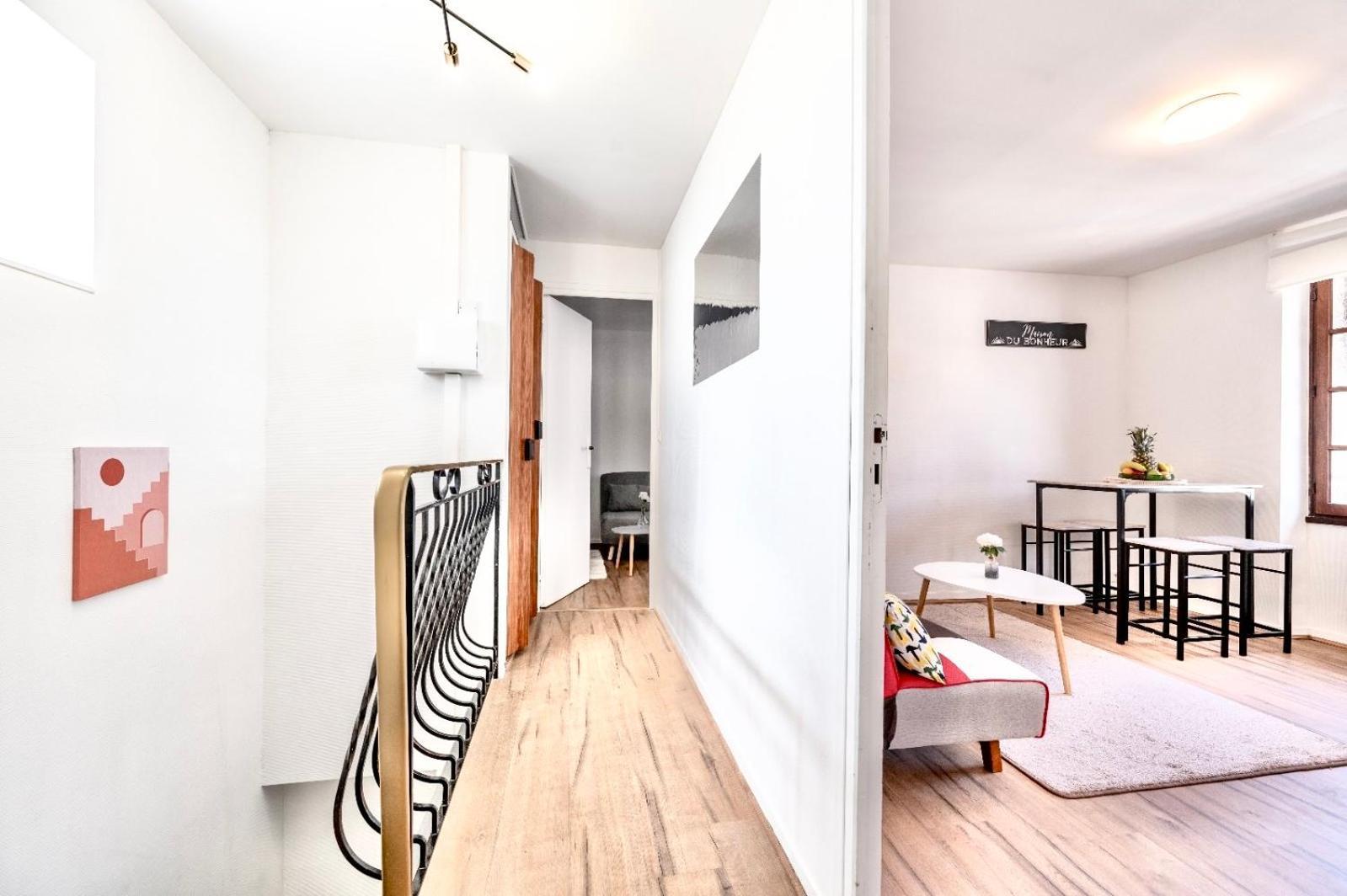 Apartment Grand 38m2, Aeroport Paris Cdg, Disneyland Paris, Parc Asterix, Chambre, Salon Le Pin (Paris)