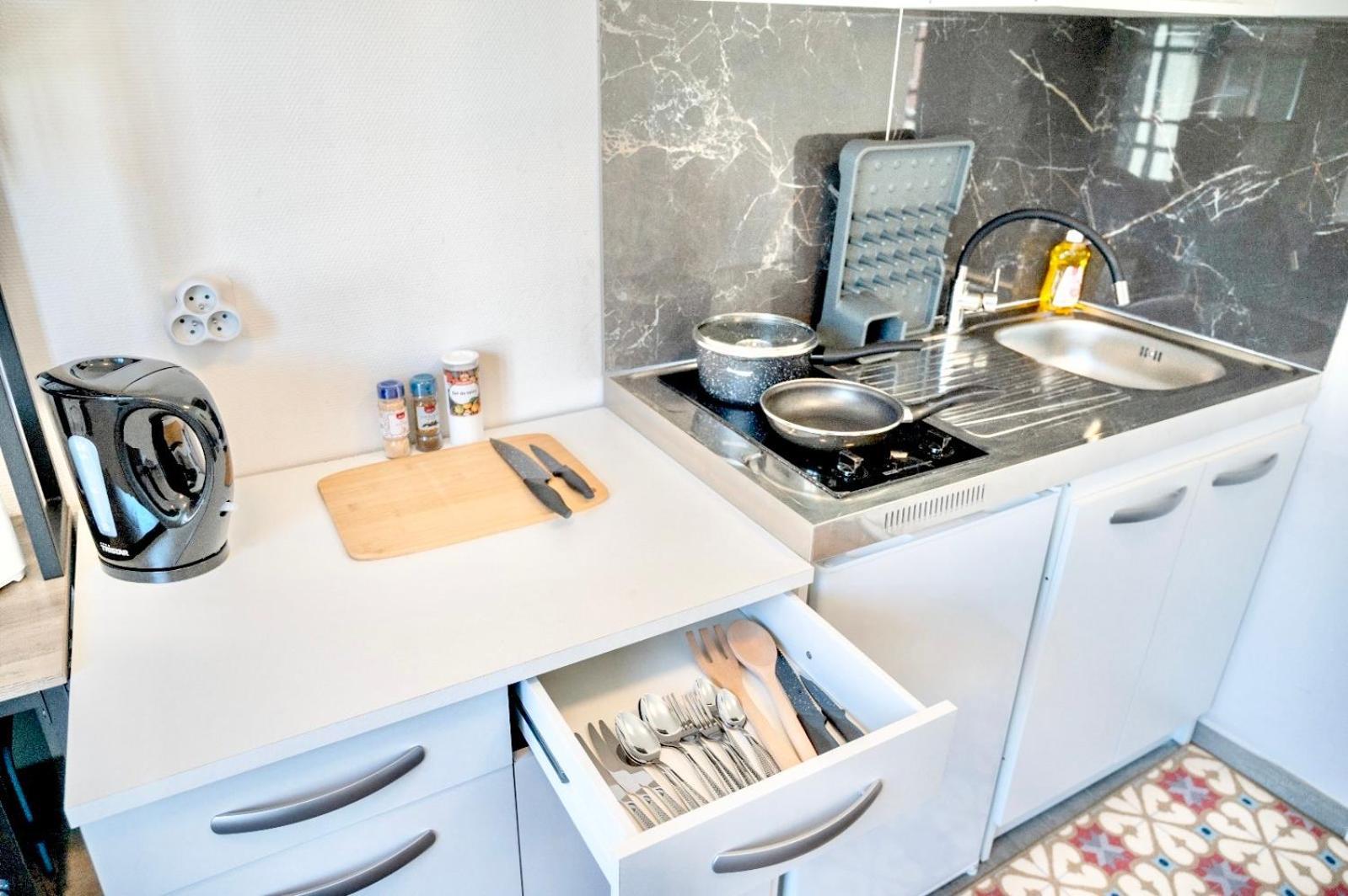 Apartment Grand 38m2, Aeroport Paris Cdg, Disneyland Paris, Parc Asterix, Chambre, Salon